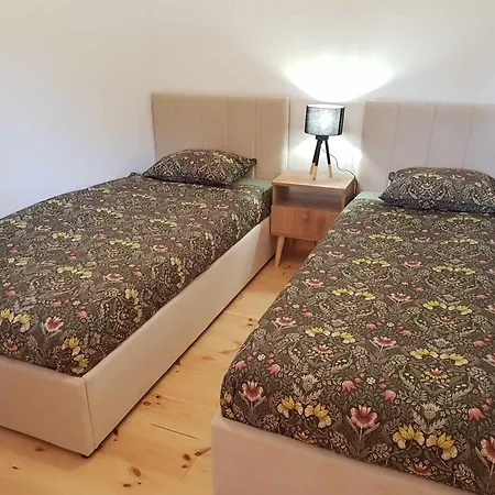 Domek Wypoczynkowy Zacisze W Makosiejach Z Dostepem Do Rzeki, Z Balia I Jacuzzi Makosieje Exterior photo