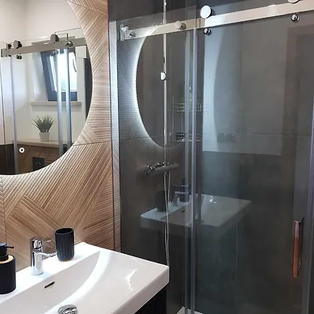 Domek Wypoczynkowy Zacisze W Makosiejach Z Dostepem Do Rzeki, Z Balia I Jacuzzi Makosieje Exterior photo