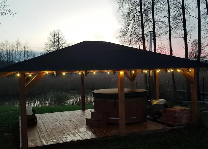 Domek Wypoczynkowy Zacisze W Makosiejach Z Dostepem Do Rzeki, Z Balia I Jacuzzi