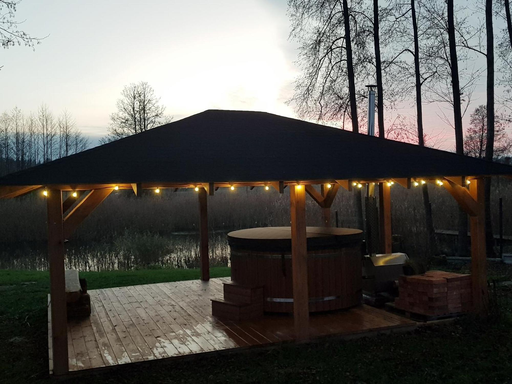 Wypoczynkowy Zacisze W Makosiejach Z Dostepem Do Rzeki, Z Balia I Jacuzzi Holiday home Makosieje
